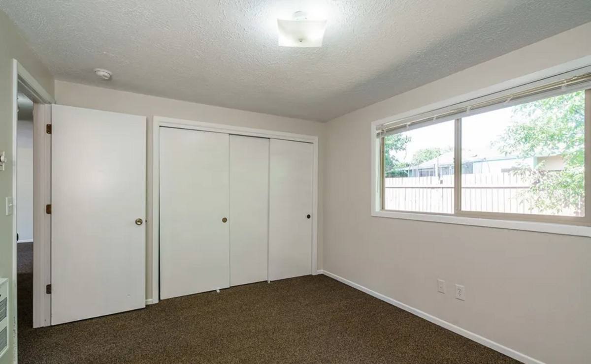 Apartment for rent at 3504 S St, Vancouver, WA 98663