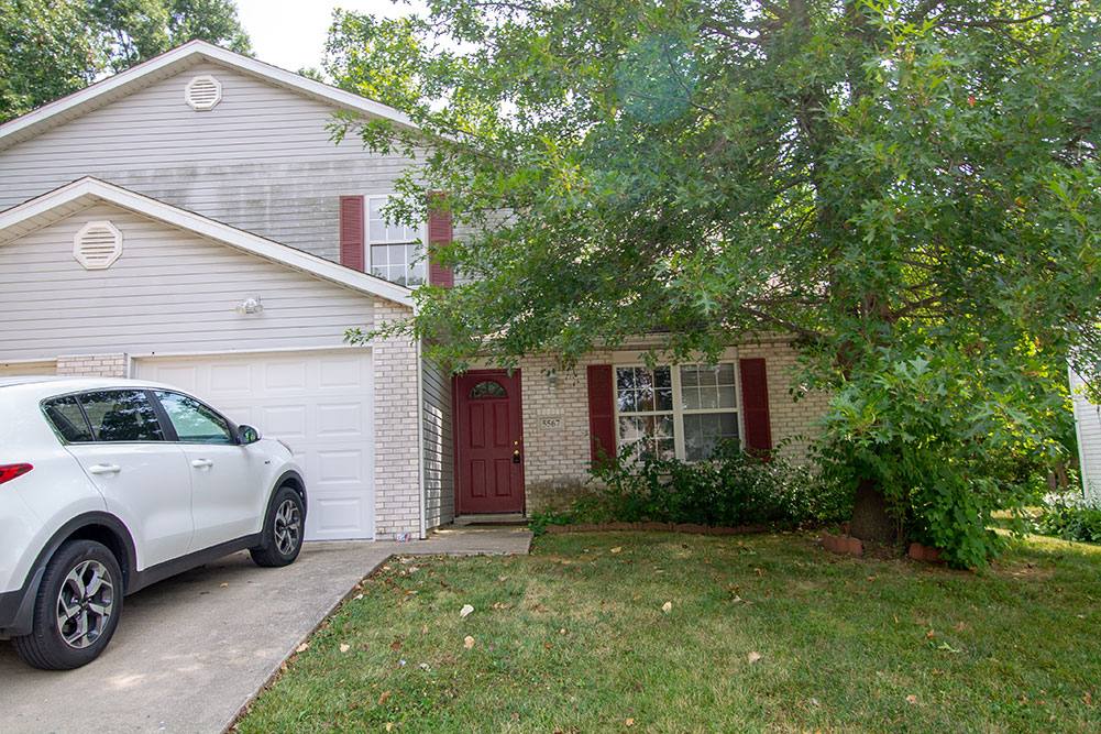 Apartment for rent at 5567-5569 Pinehurst Lane, Columbia, MO 65202