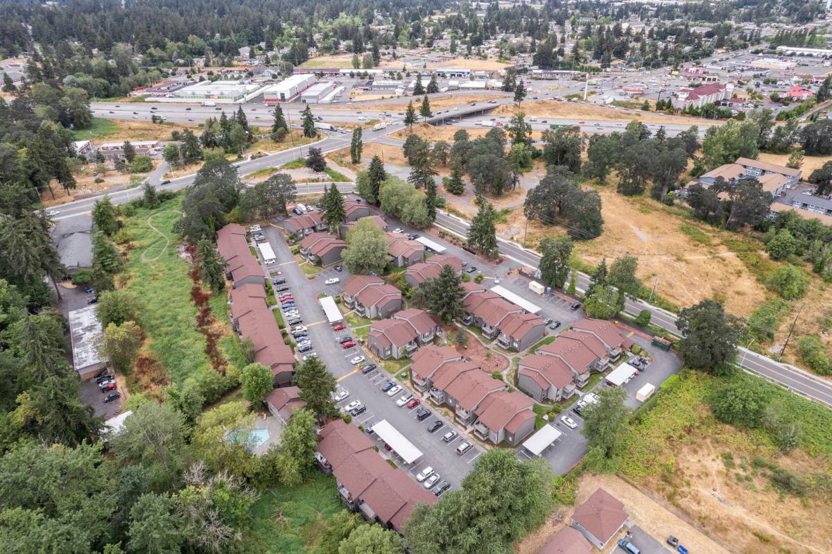 Apartment for rent at 4828 123rd St SW, Lakewood, WA 98499