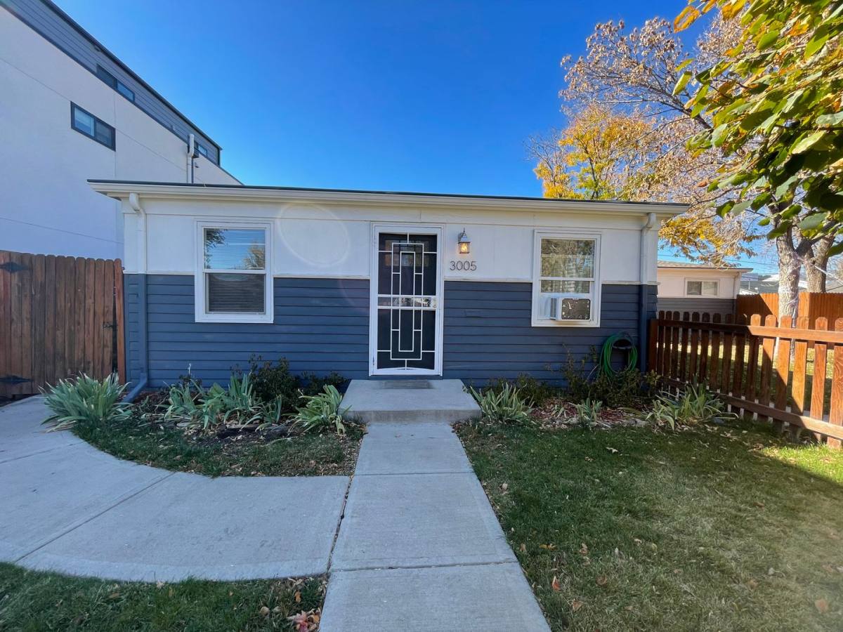 Apartment for rent at 3001-3005 S Fox St, Englewood, CO 80110
