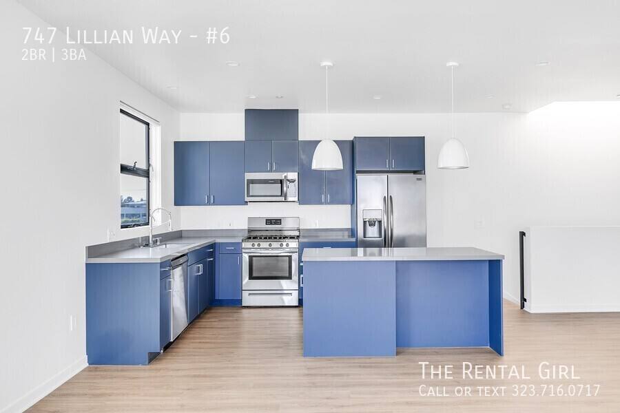 Townhouse for rent at 747 Lillian Way #7, Los Angeles, CA 90038