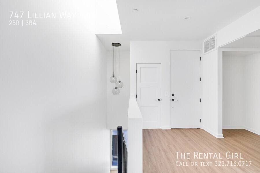 Townhouse for rent at 747 Lillian Way #7, Los Angeles, CA 90038
