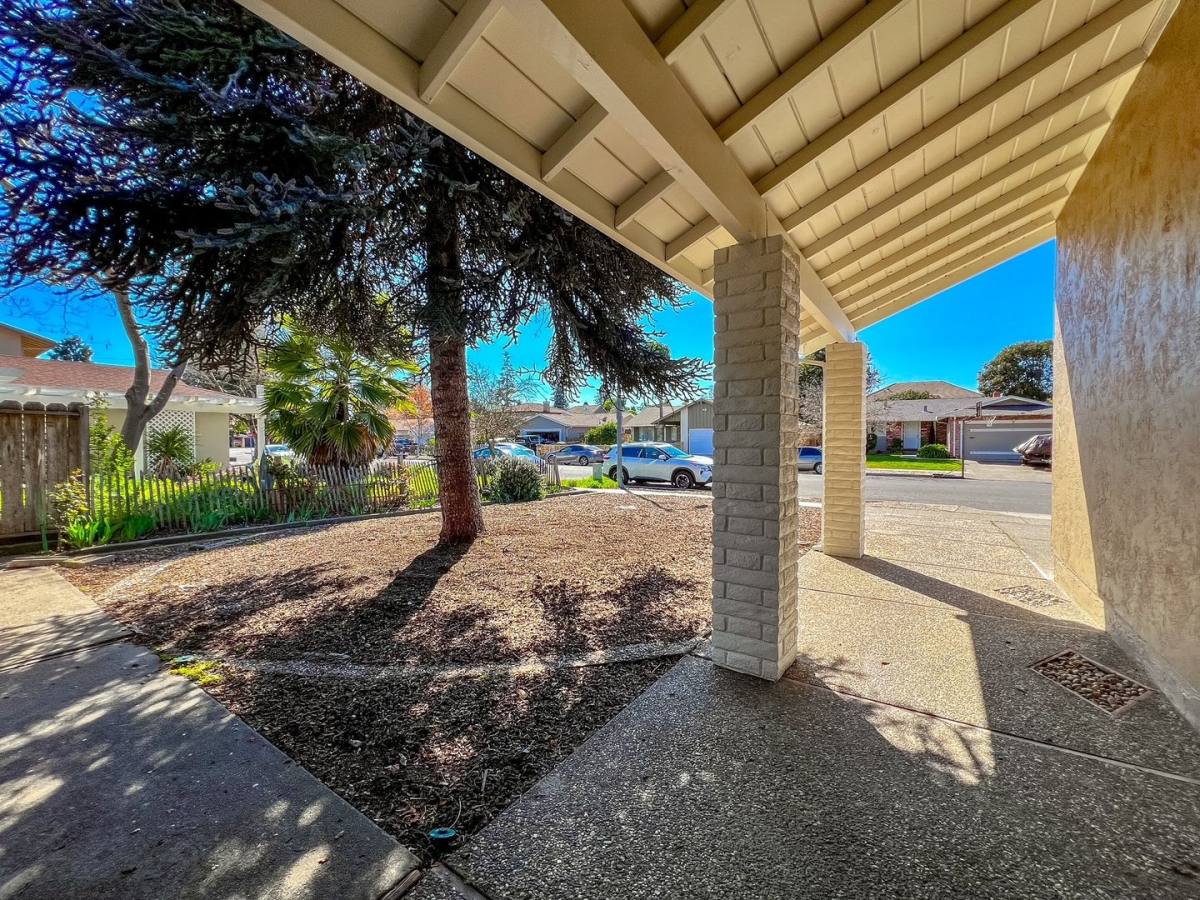House for rent at 4412 Moffitt Dr, Napa, CA 94558