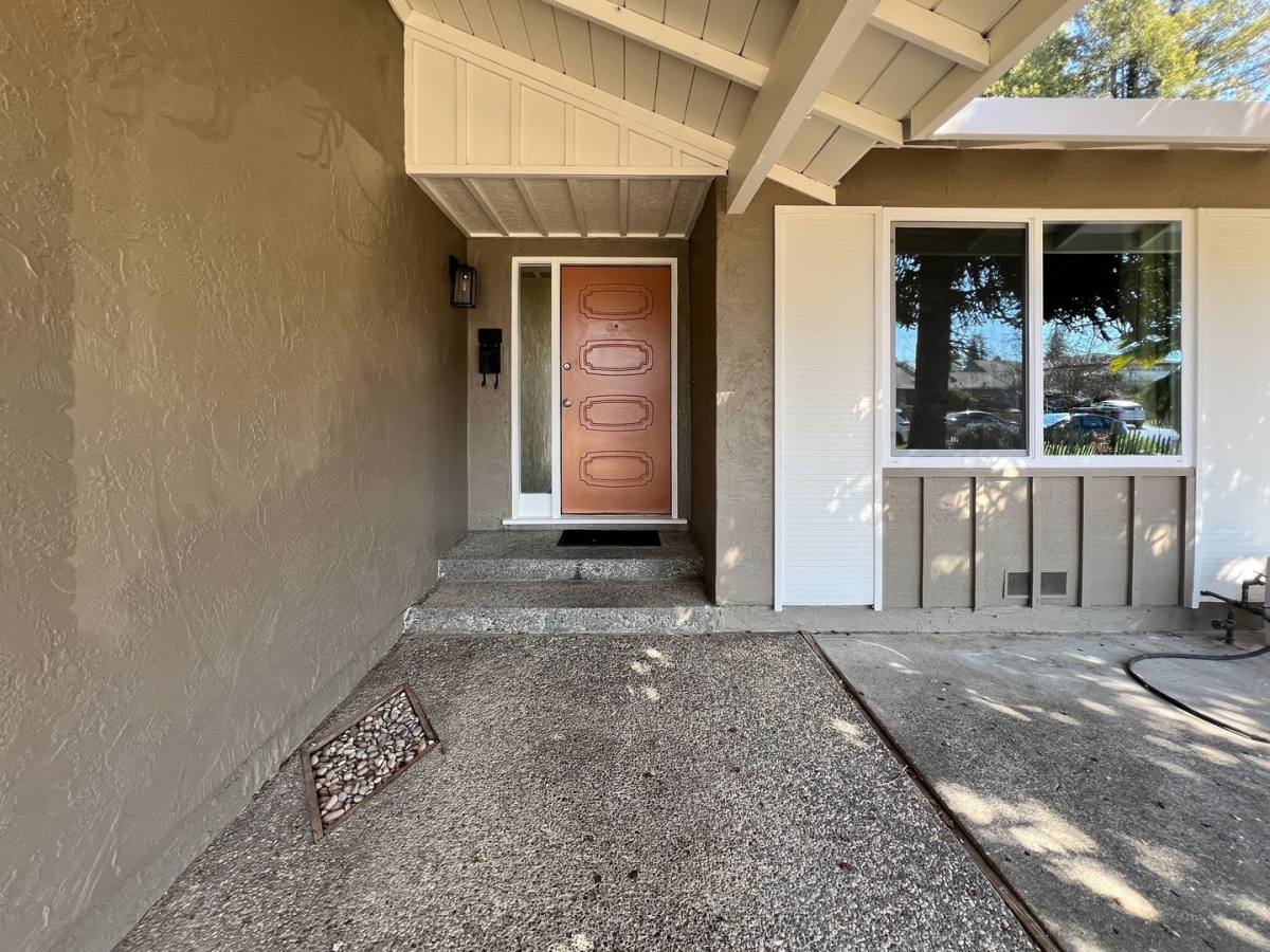House for rent at 4412 Moffitt Dr, Napa, CA 94558