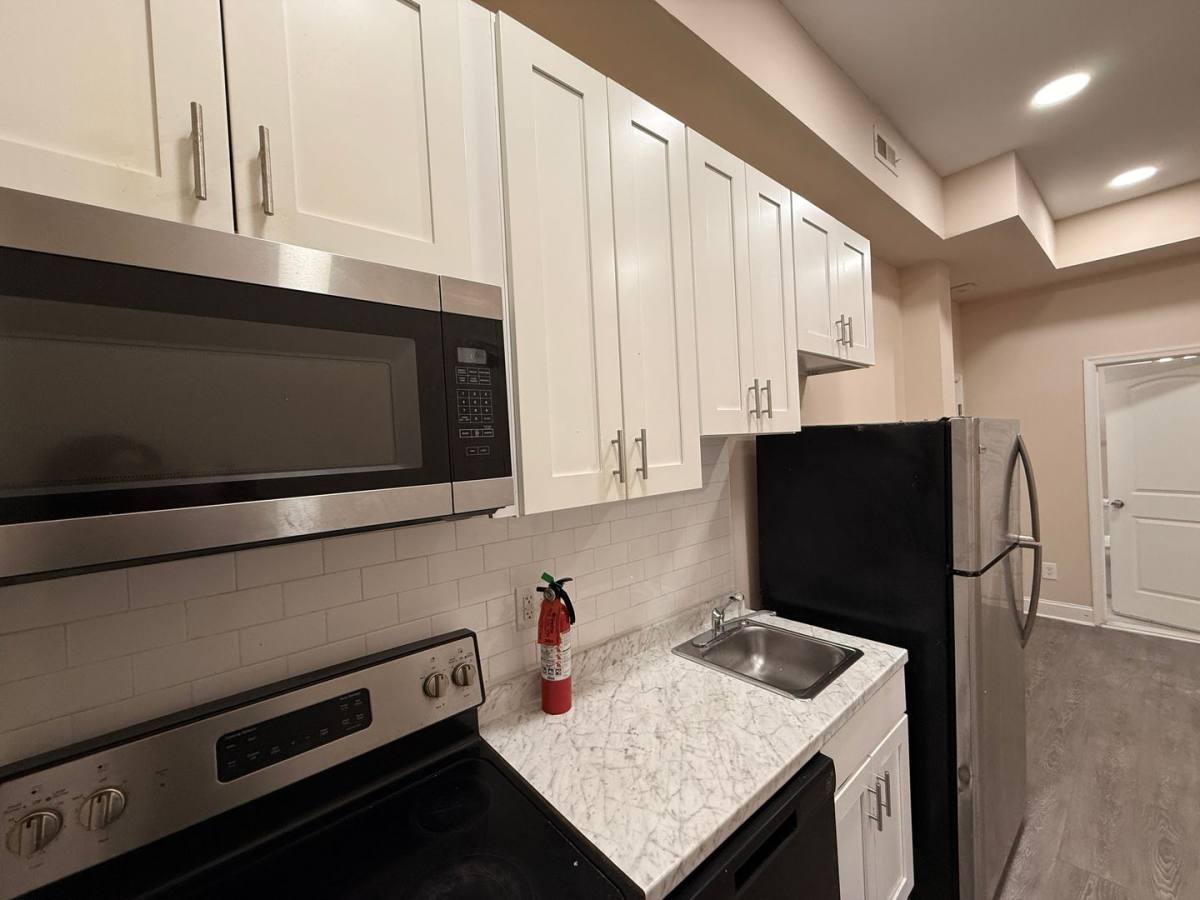 Apartment for rent at 3120 16th St NW, Washington, DC 20010