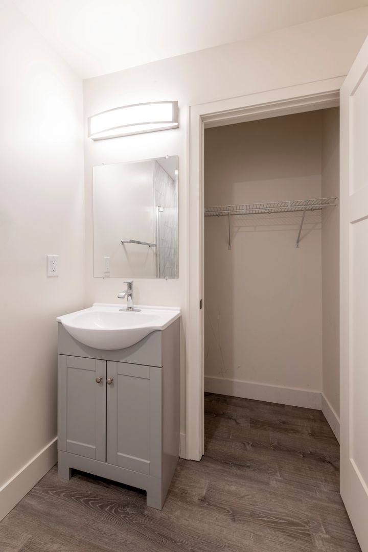 Apartment for rent at 911 S Main St, Ann Arbor, MI 48104
