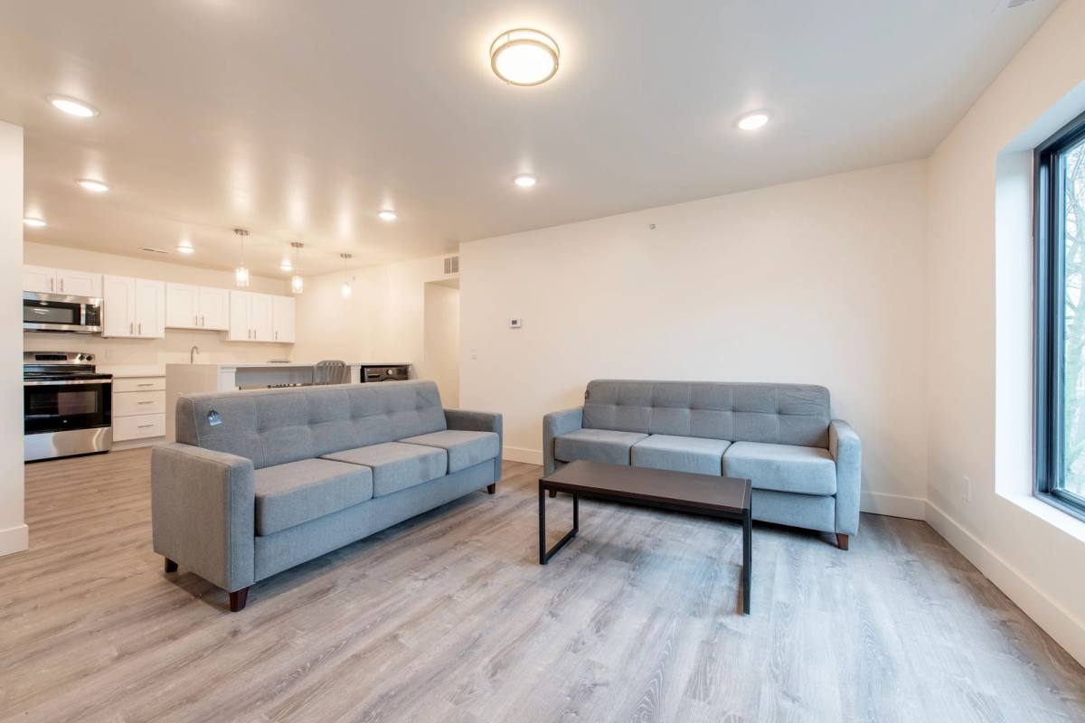 Apartment for rent at 911 S Main St, Ann Arbor, MI 48104