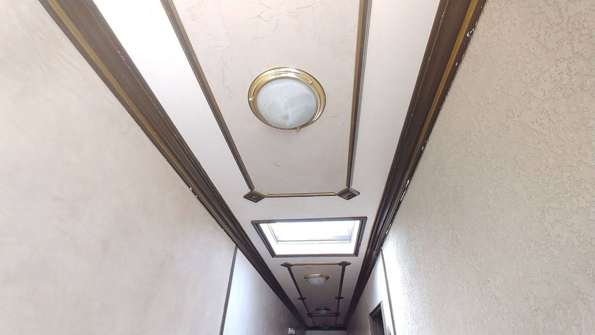 Condo for rent at 6010 Romaine St, Los Angeles, CA 90038