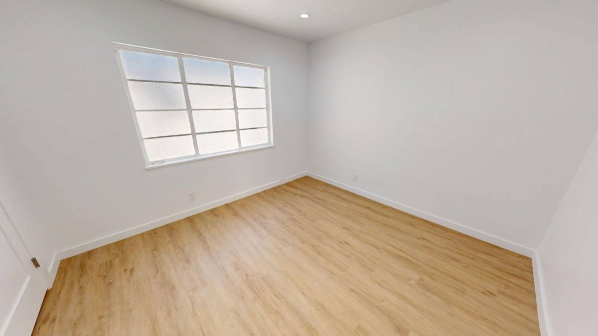 Apartment for rent at 1014 N Hayworth Ave, Los Angeles, CA 90046