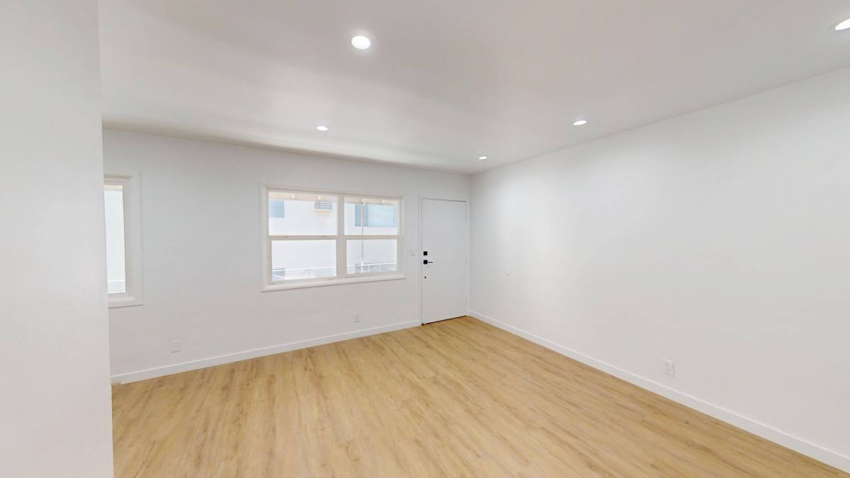 Apartment for rent at 1014 N Hayworth Ave, Los Angeles, CA 90046
