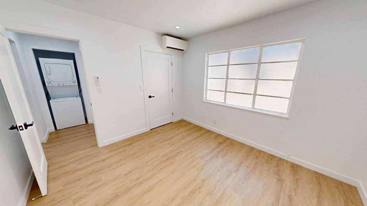 Apartment for rent at 1014 N Hayworth Ave, Los Angeles, CA 90046
