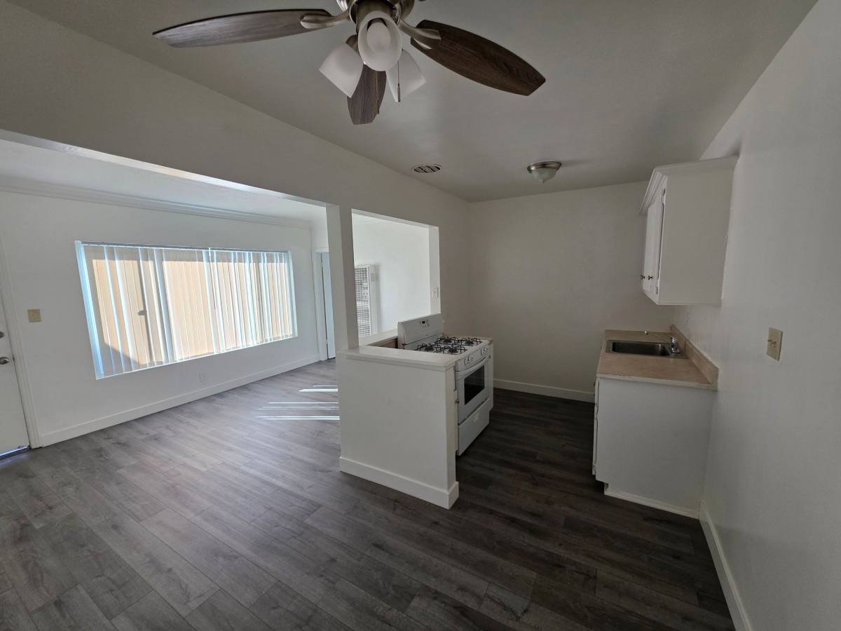 Apartment for rent at 217 W Wilson Ave, Orange, CA 92867