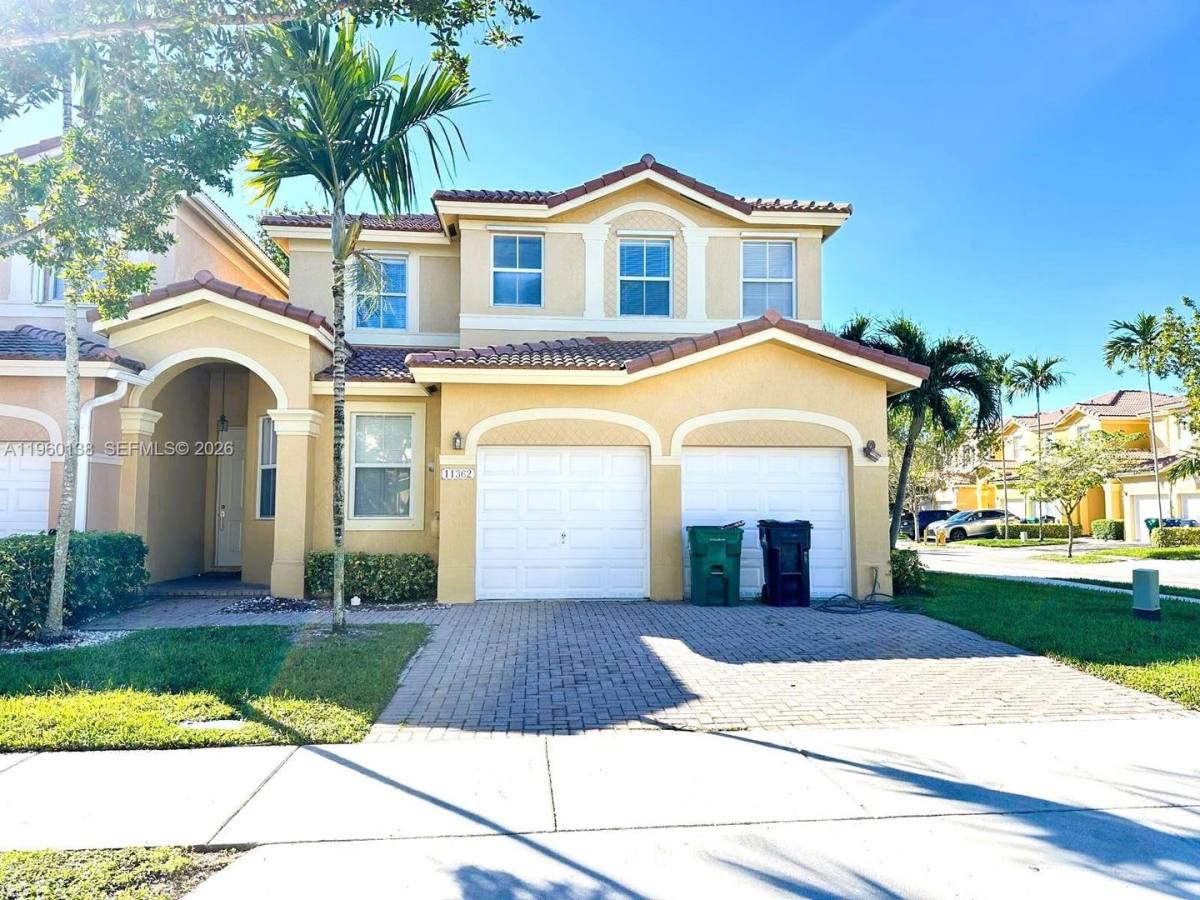Townhouse for rent at 11362 SW 137th Place, Miami, FL 33186