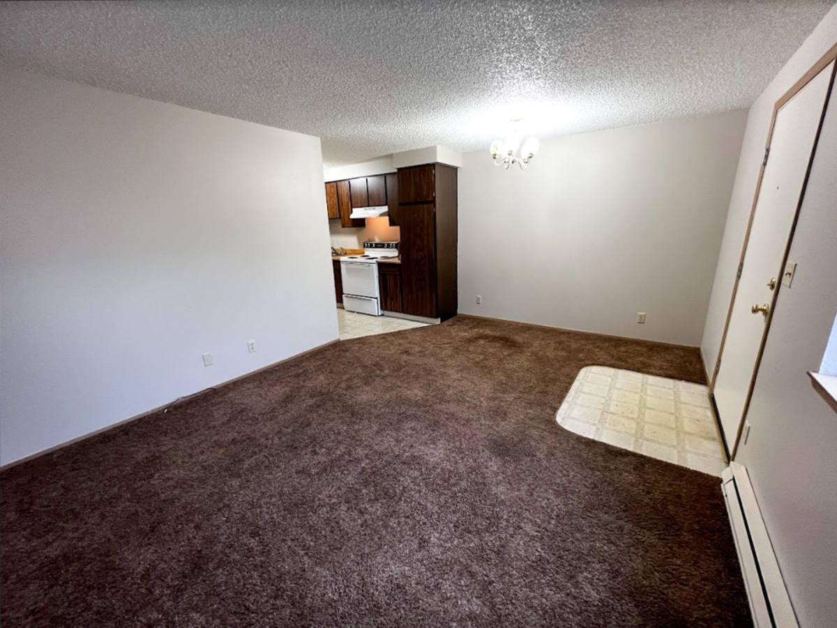 Apartment for rent at 5200 Windsor Island Rd N, Salem, OR 97303