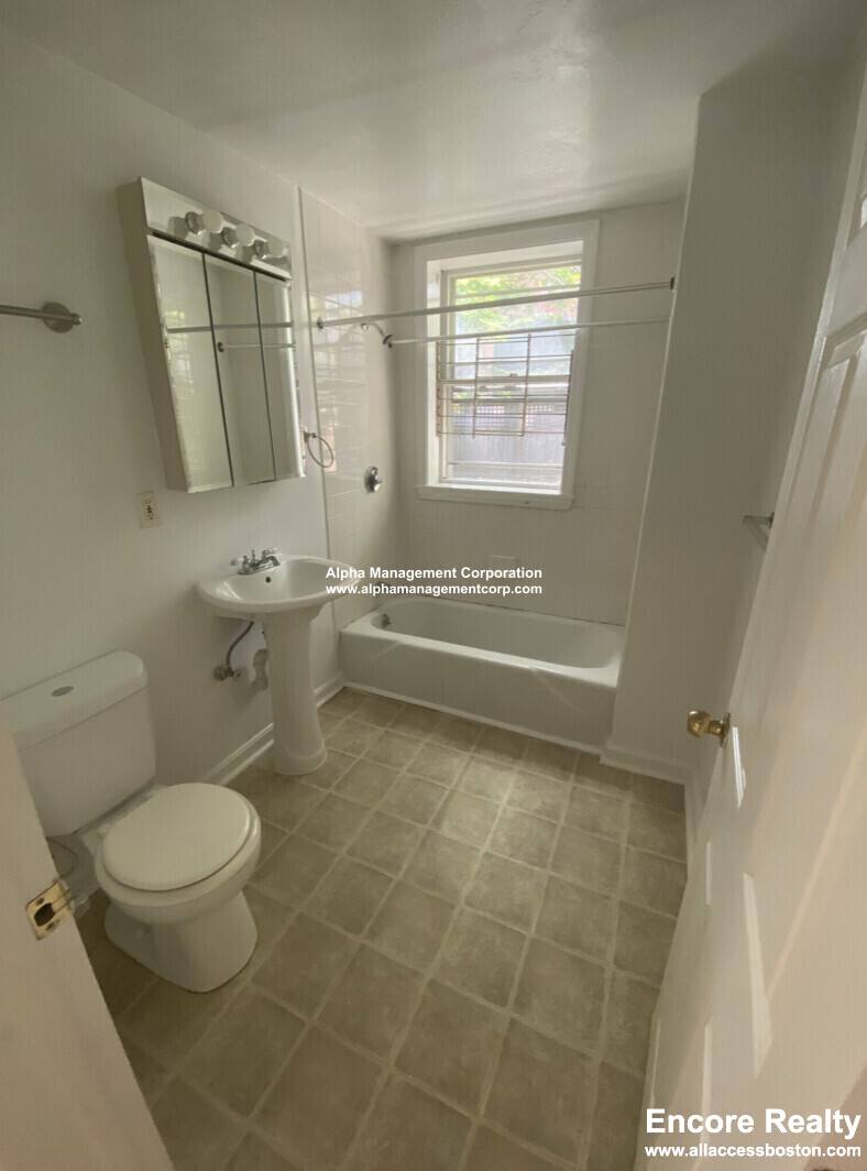 Apartment for rent at 14 Centre St #K, Cambridge, MA 02139