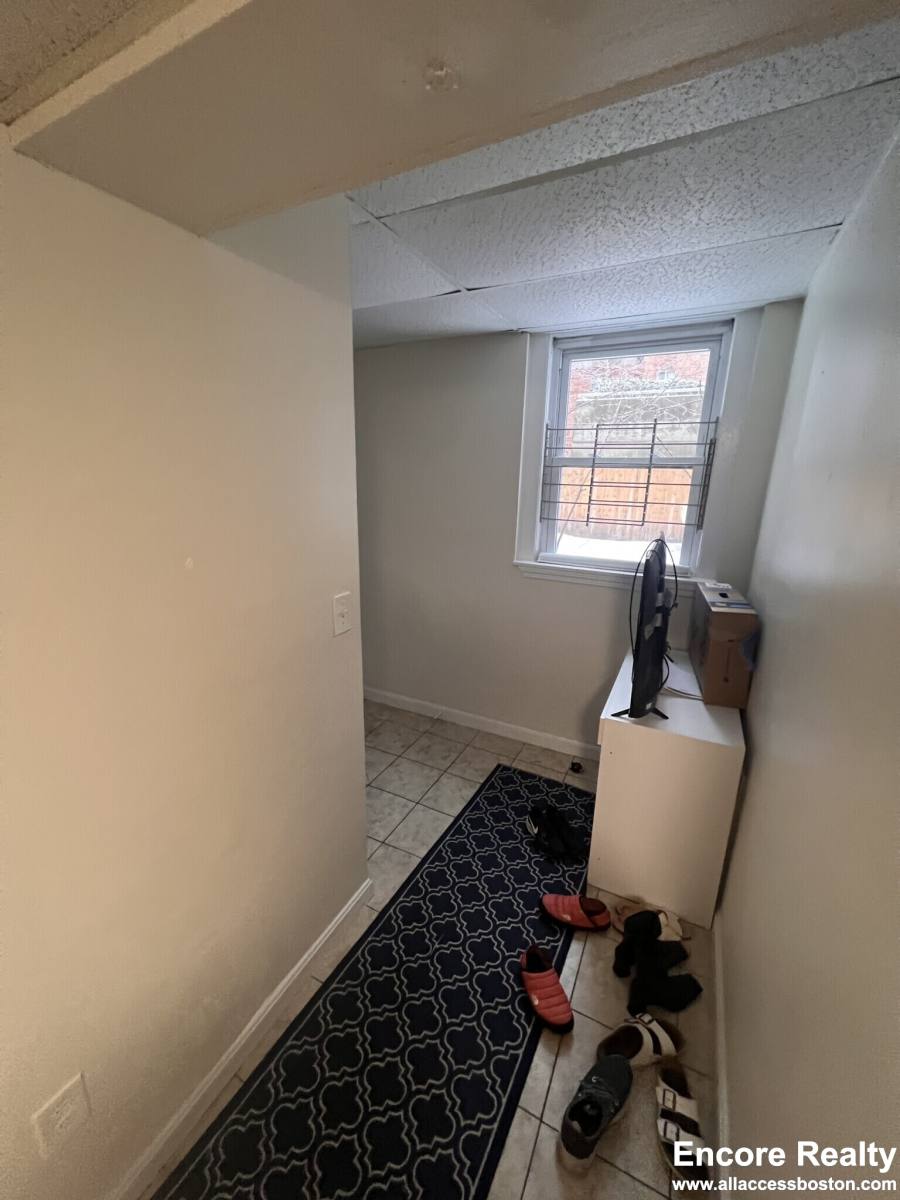 Apartment for rent at 14 Centre St #K, Cambridge, MA 02139