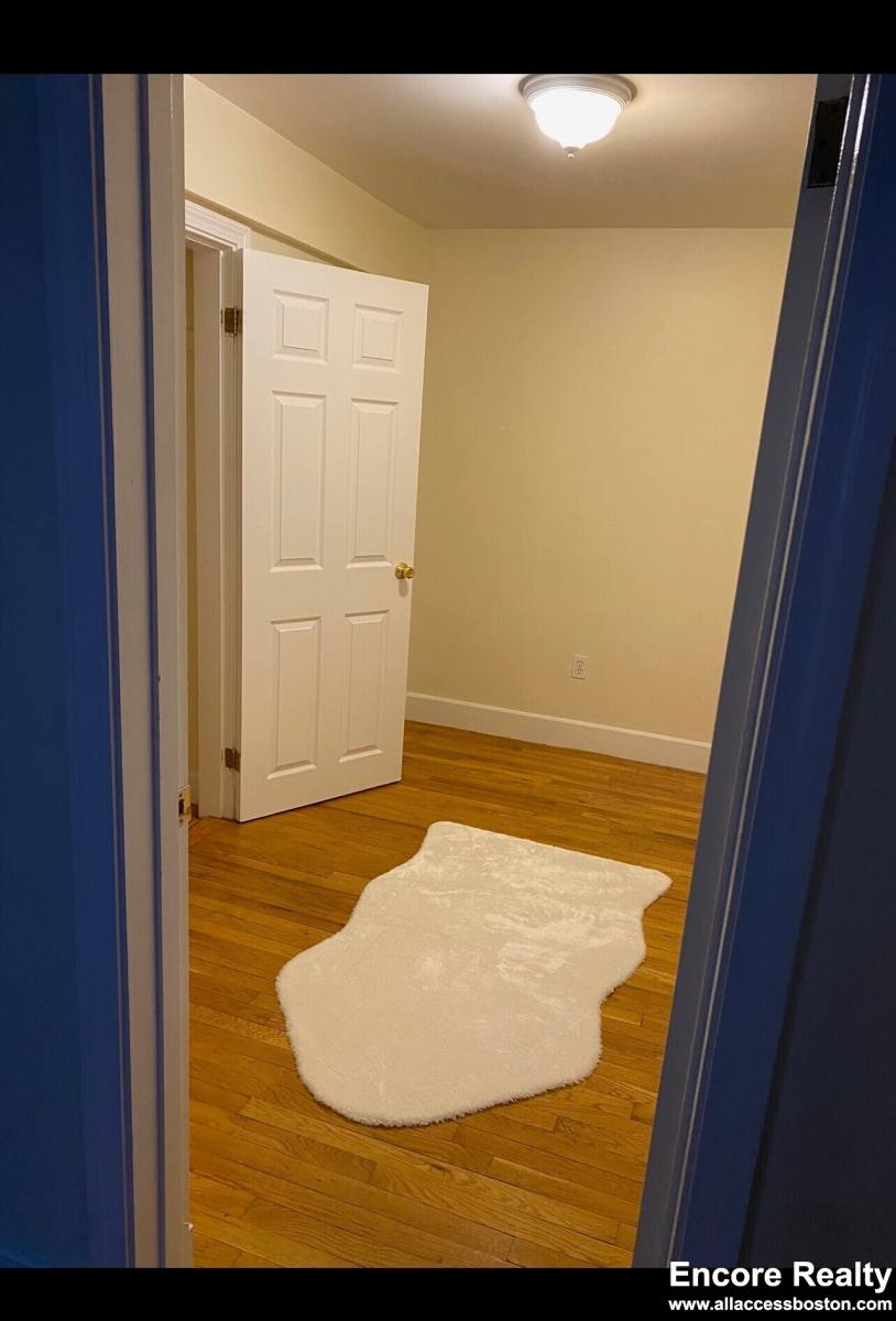 Apartment for rent at 14 Centre St #K, Cambridge, MA 02139