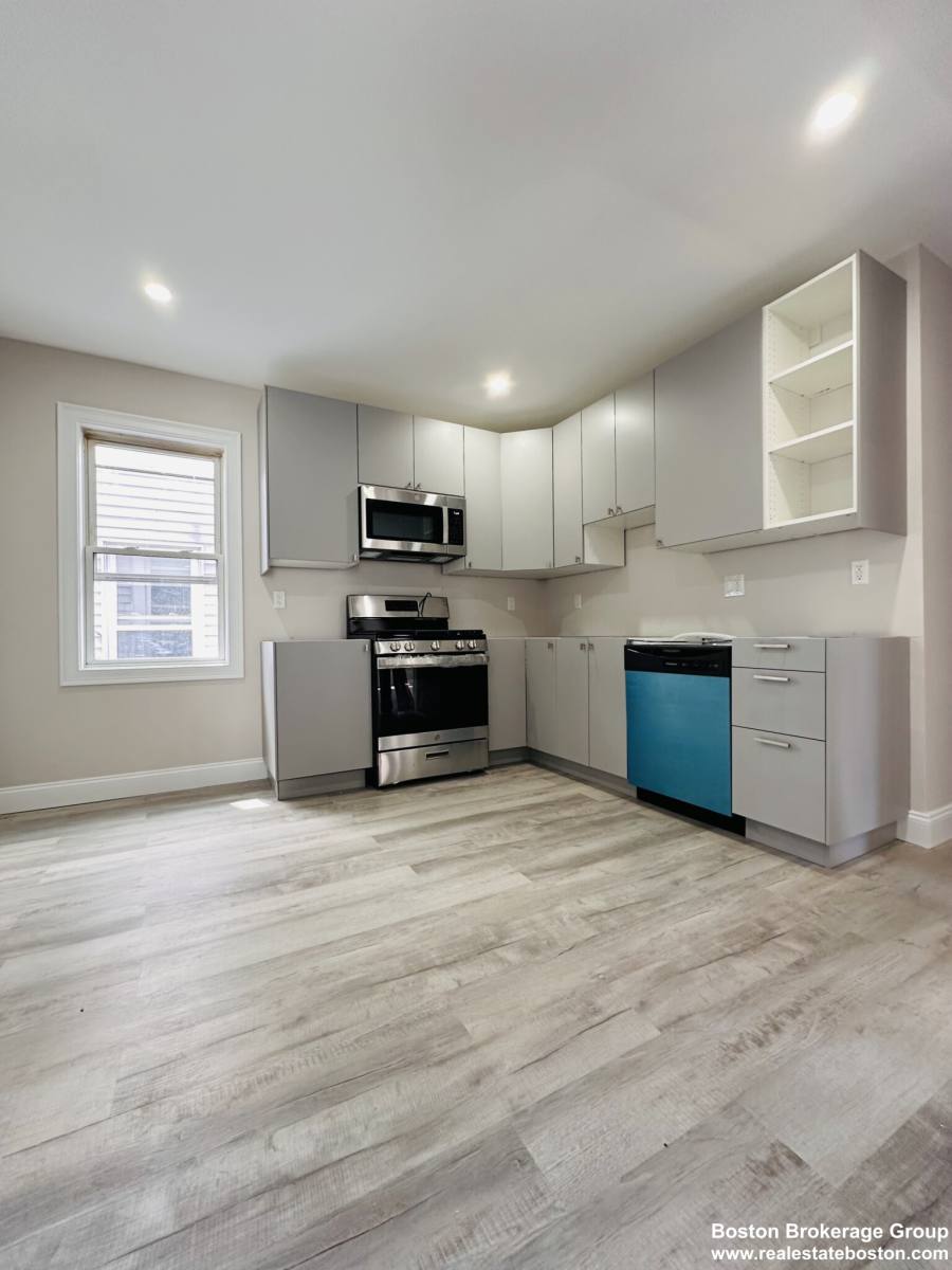 Apartment for rent at 8 Wave Ave #3, Dorchester, MA 02125