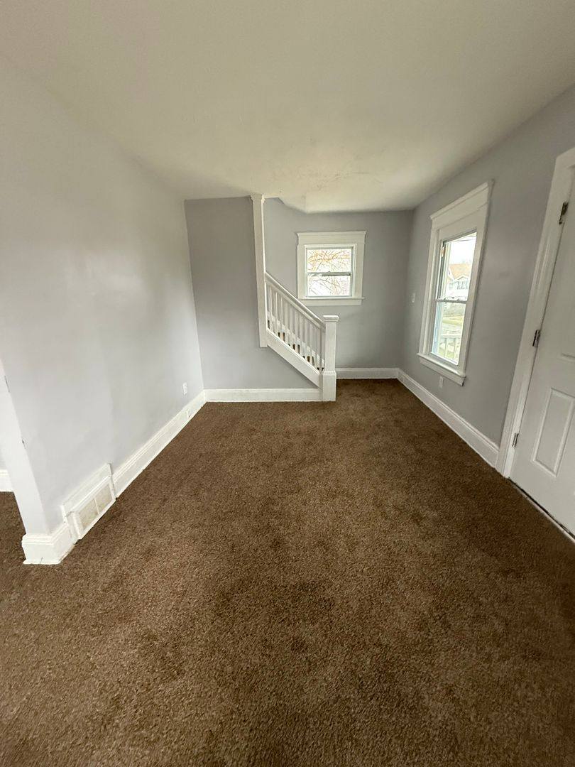 House for rent at 3375 E 145th St, Cleveland, OH 44120