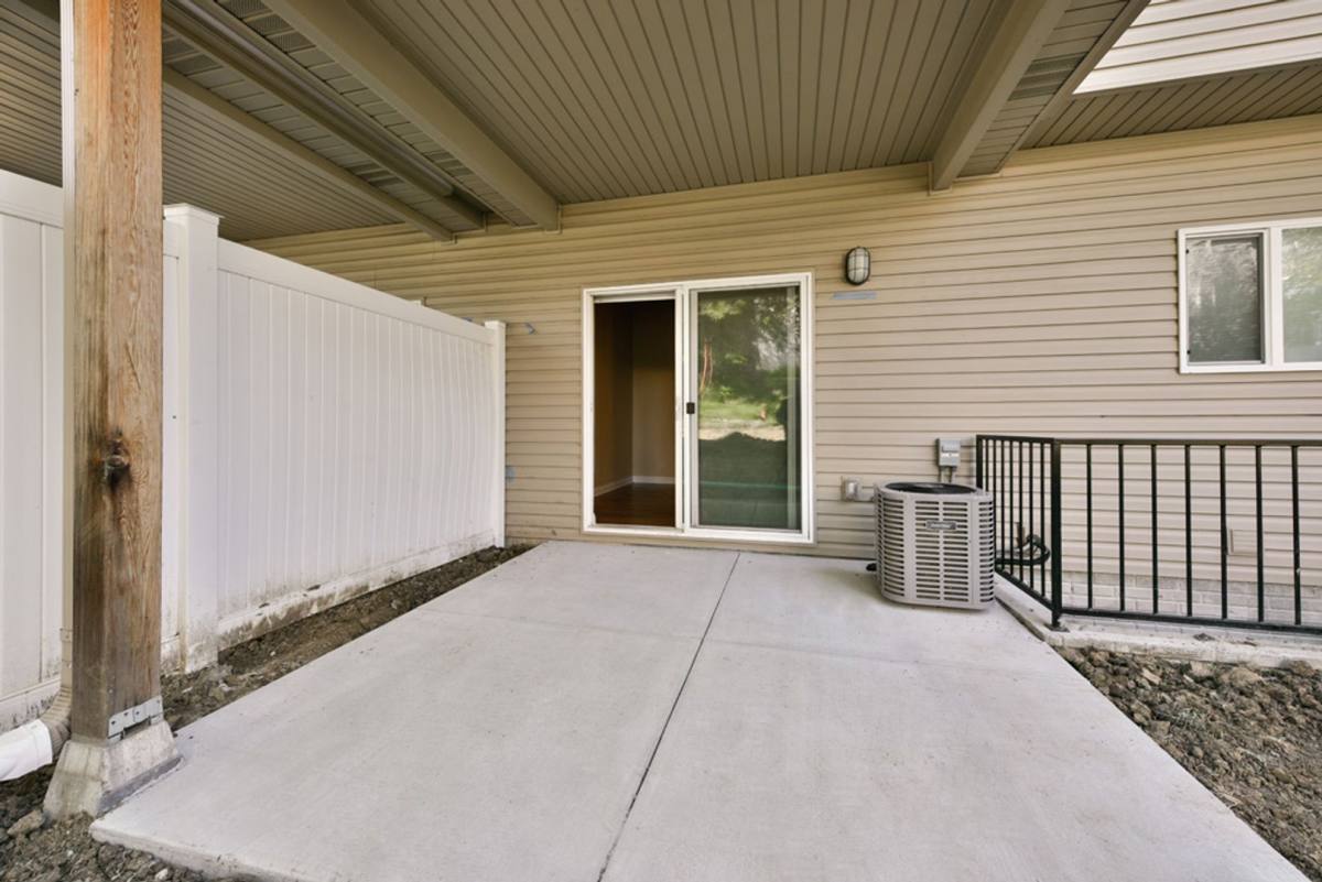 Apartment for rent at 5301 - 5313 N, Lincoln, NE 68521