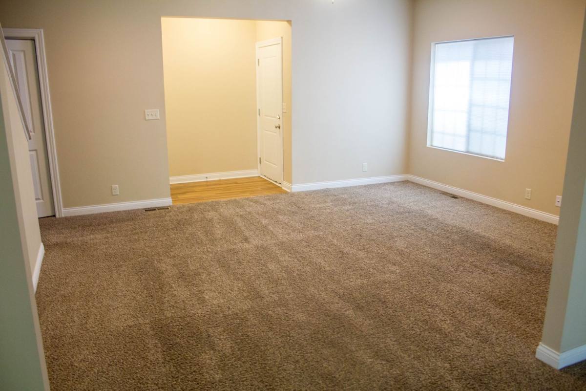 Apartment for rent at 5301 - 5313 N, Lincoln, NE 68521