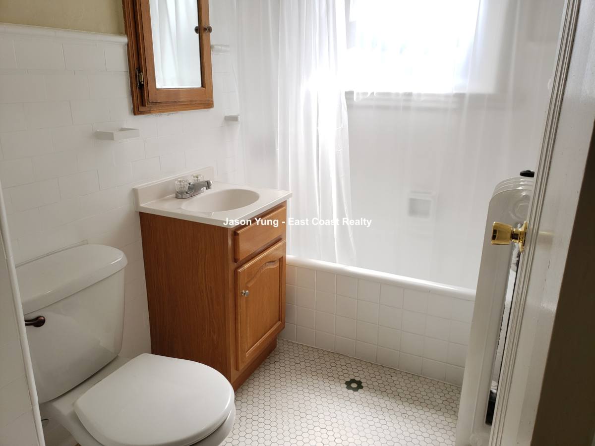 Apartment for rent at 14 Russell St #24, Quincy, MA 02169