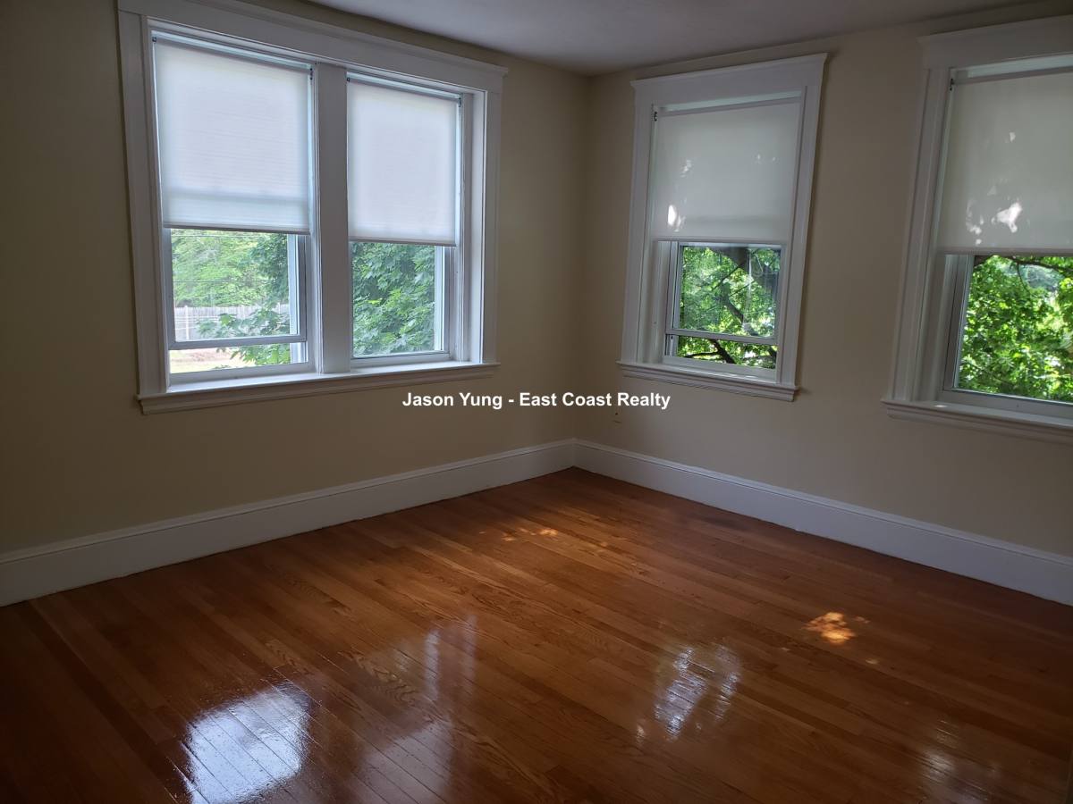 Apartment for rent at 14 Russell St #24, Quincy, MA 02169