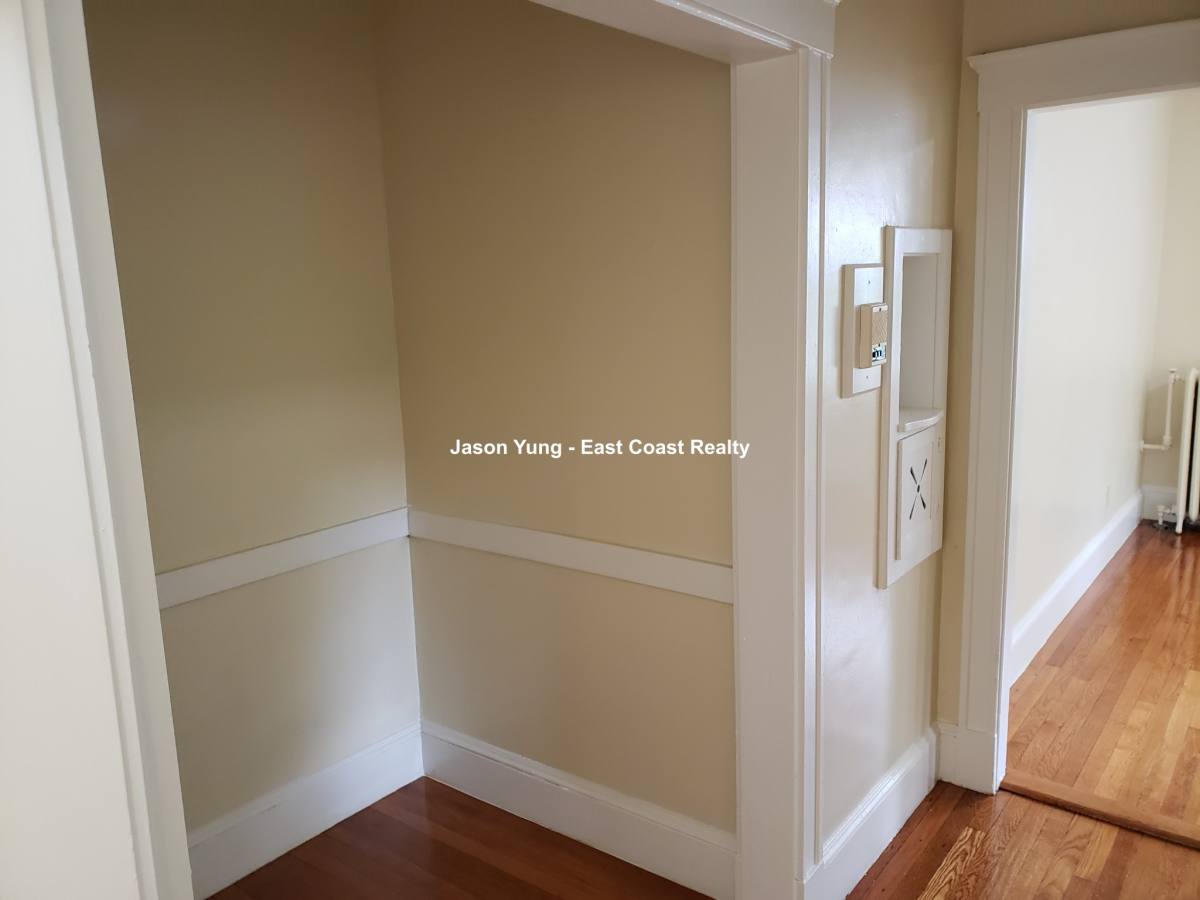 Apartment for rent at 14 Russell St #24, Quincy, MA 02169