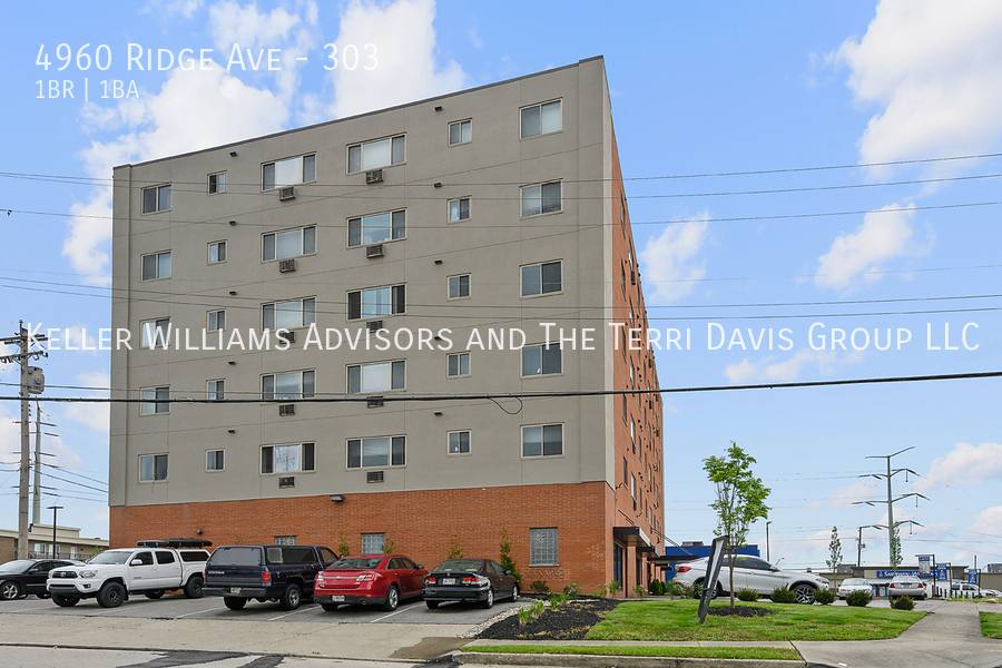 Apartment for rent at 4960 Ridge Ave #303, Cincinnati, OH 45209