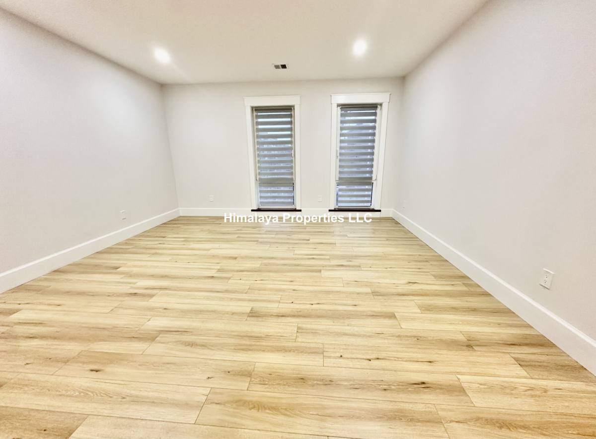 Apartment for rent at 100 Mount Pleasant Ave #3, Roxbury, MA 02119