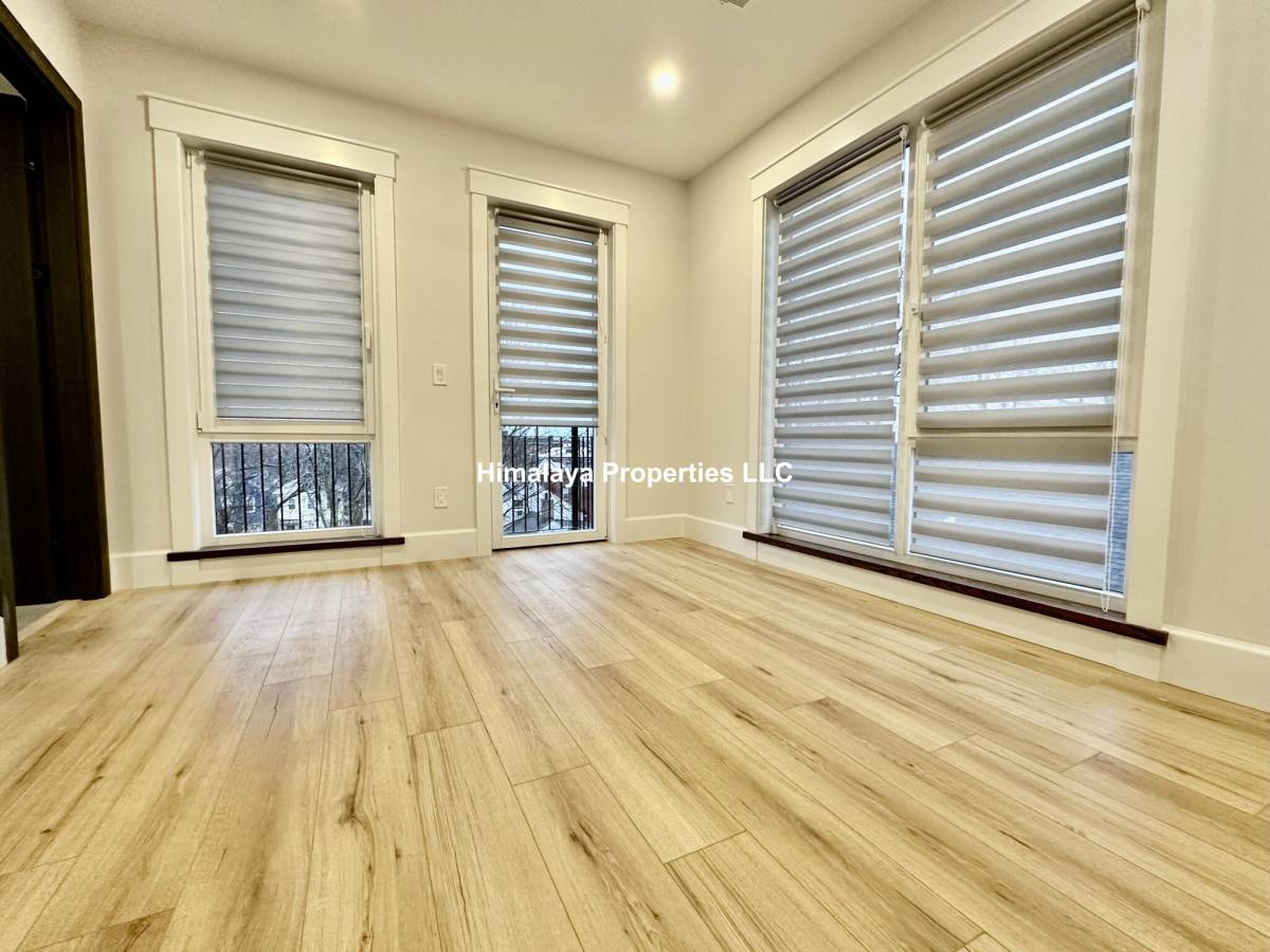Apartment for rent at 100 Mount Pleasant Ave #3, Roxbury, MA 02119