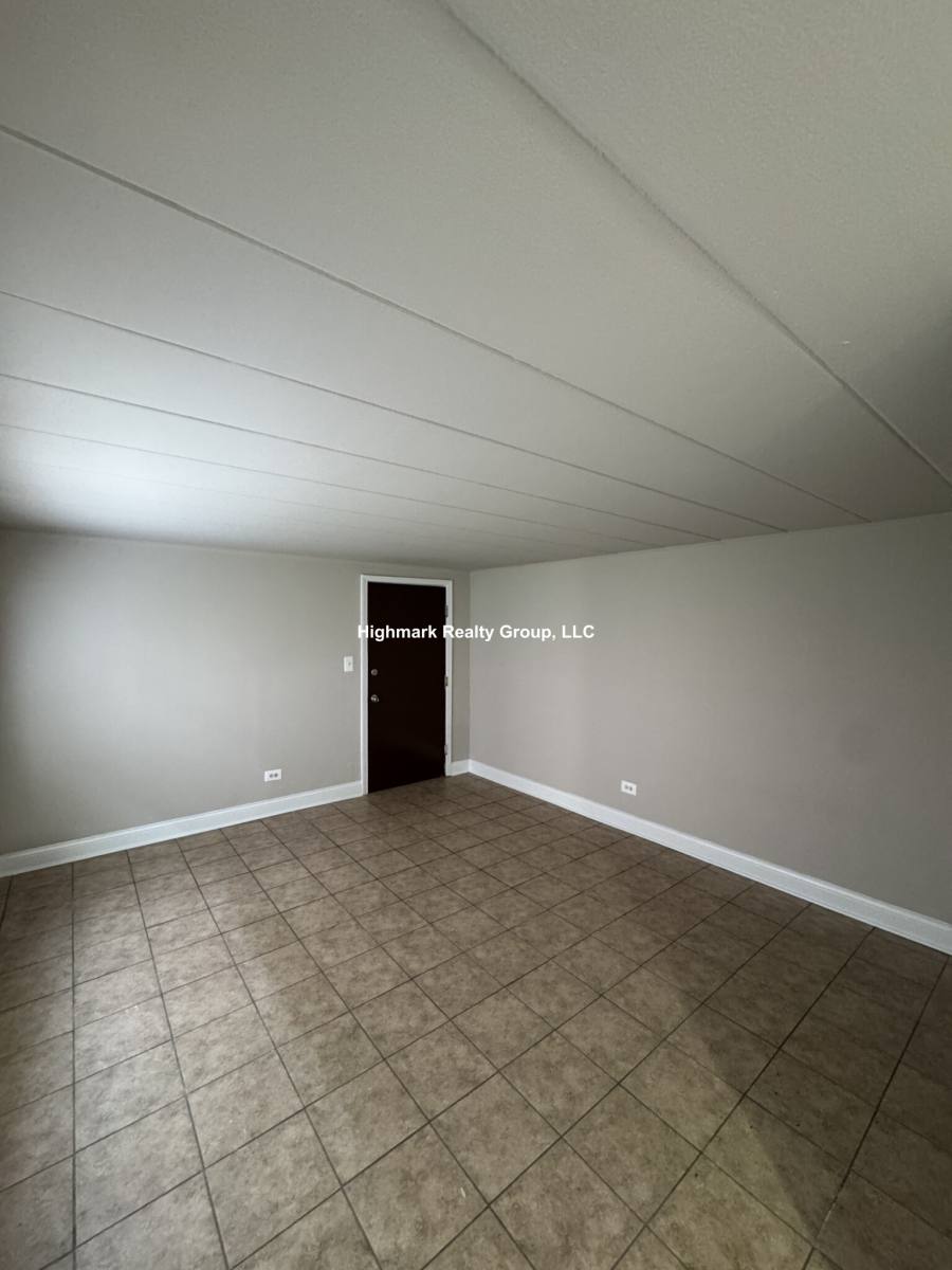 Apartment for rent at 3810 25th Ave #B2, Schiller Park, IL 60176