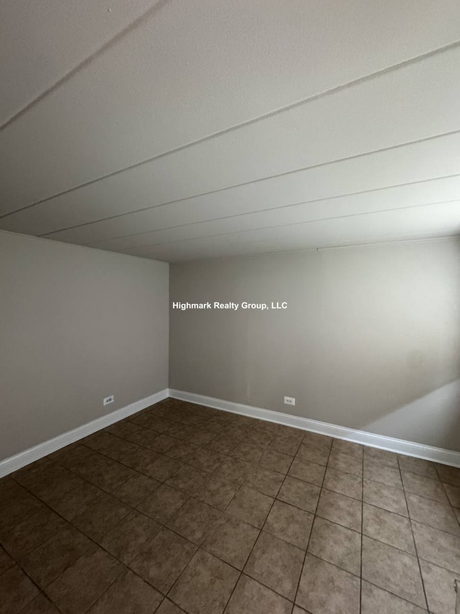 Apartment for rent at 3810 25th Ave #B2, Schiller Park, IL 60176
