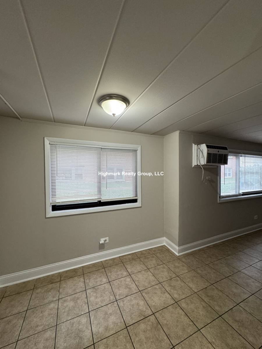 Apartment for rent at 3810 25th Ave #B2, Schiller Park, IL 60176