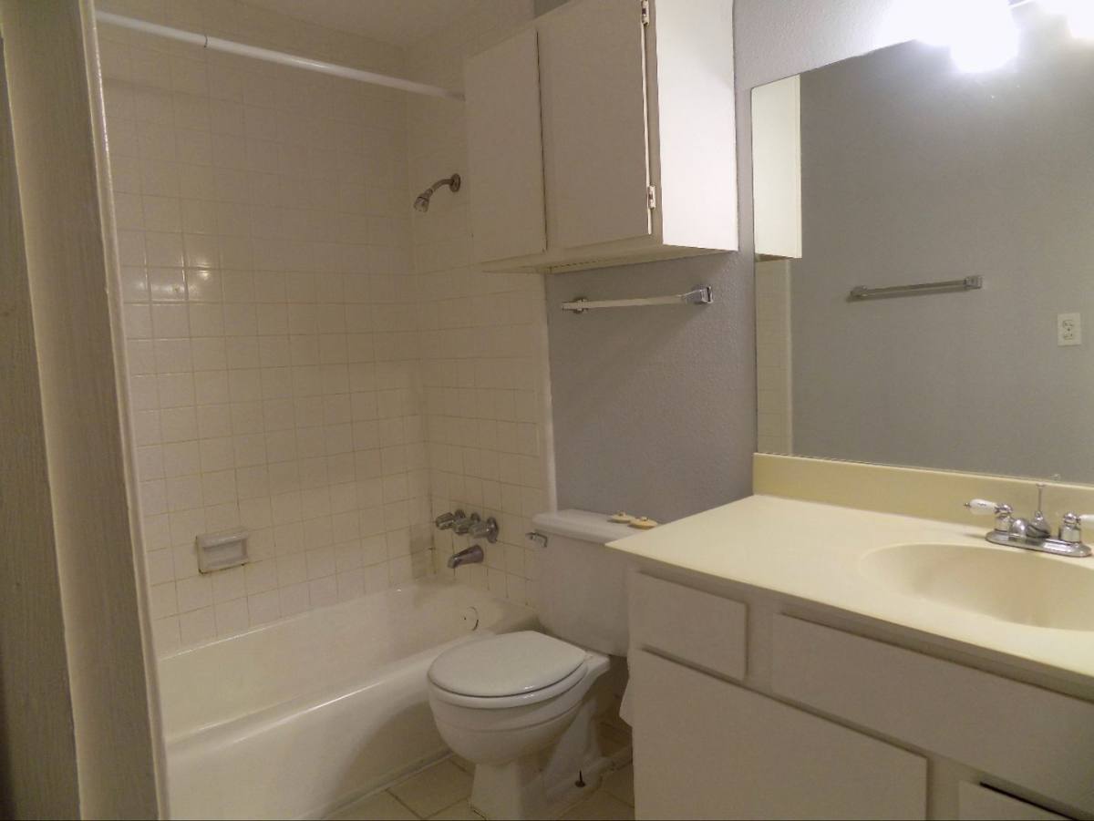 Apartment for rent at 3910 McDuffie, Houston, TX 77098