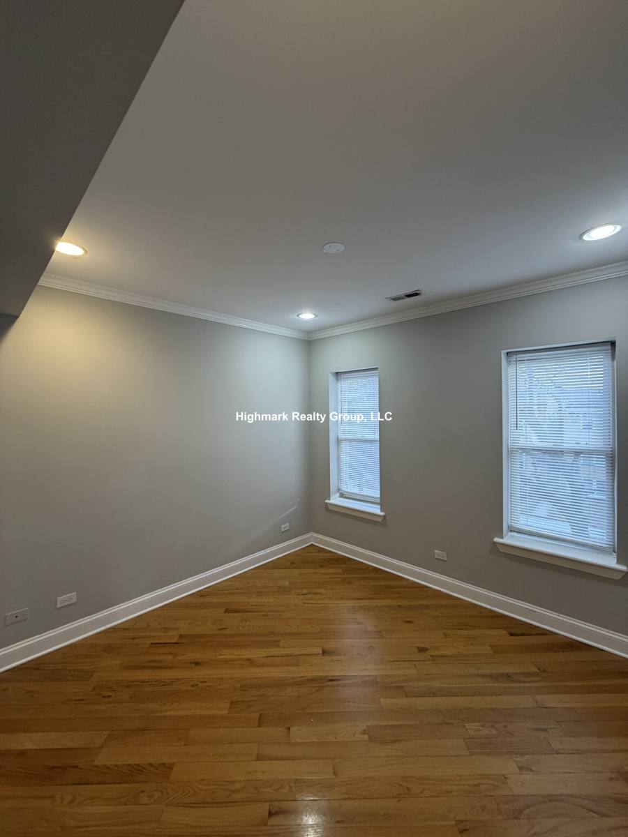Condo for rent at 2242 W Morse Ave #G1, Chicago, IL 60645