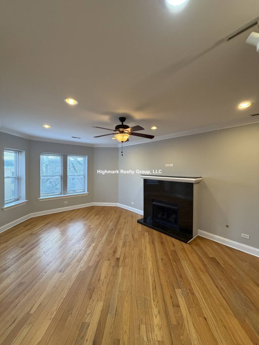 Condo for rent at 2242 W Morse Ave #G1, Chicago, IL 60645