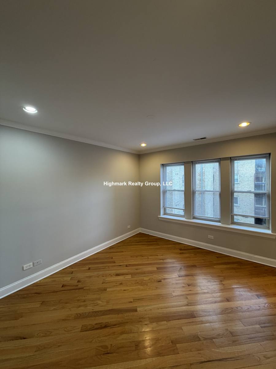 Condo for rent at 2242 W Morse Ave #G1, Chicago, IL 60645