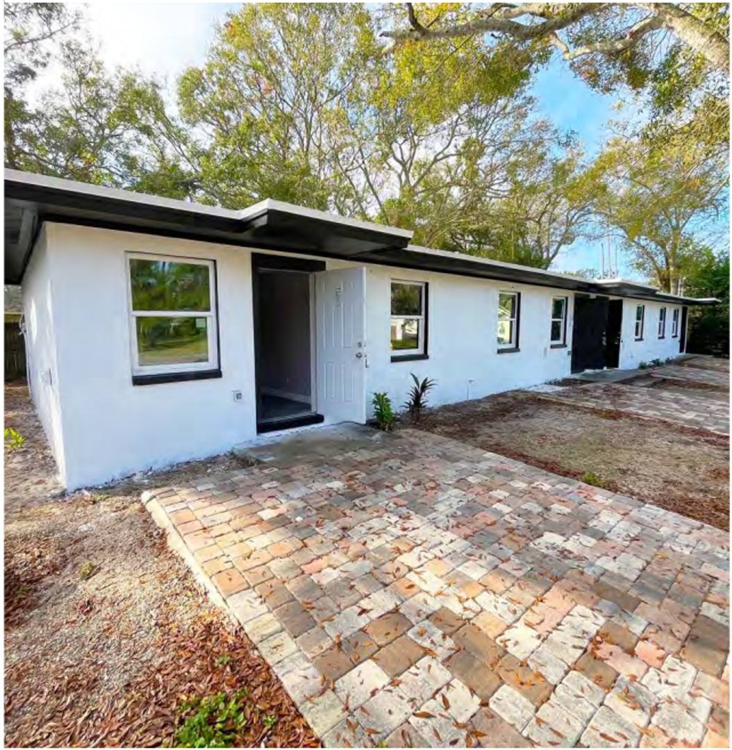 Apartment for rent at 897 10th Ave SW, Largo, FL 33770