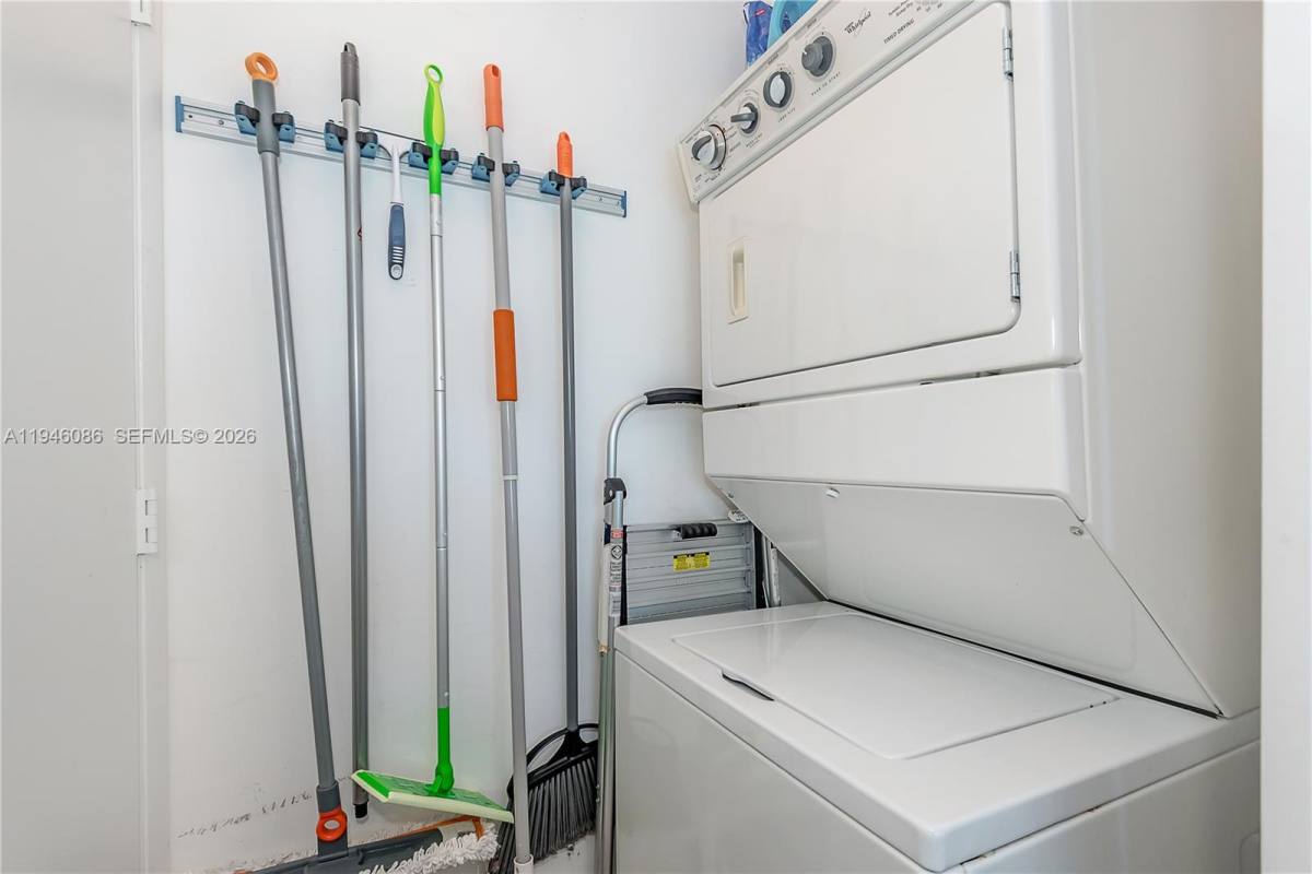 Condo for rent at 253 NE 2nd St #907, Miami, FL 33132