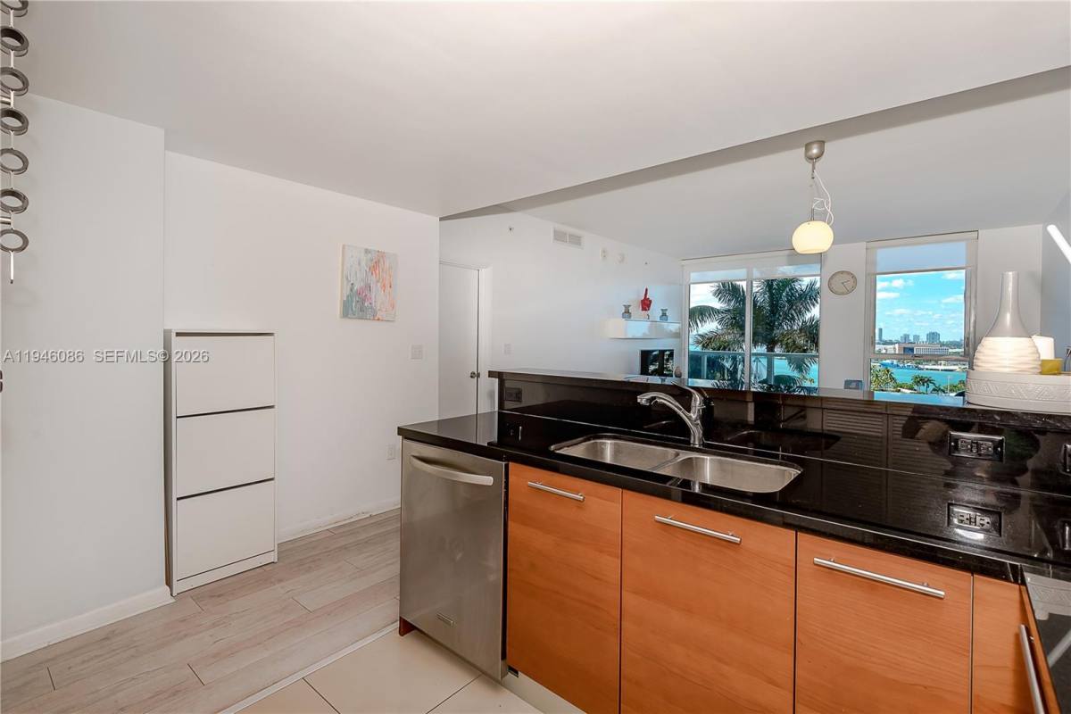 Condo for rent at 253 NE 2nd St #907, Miami, FL 33132