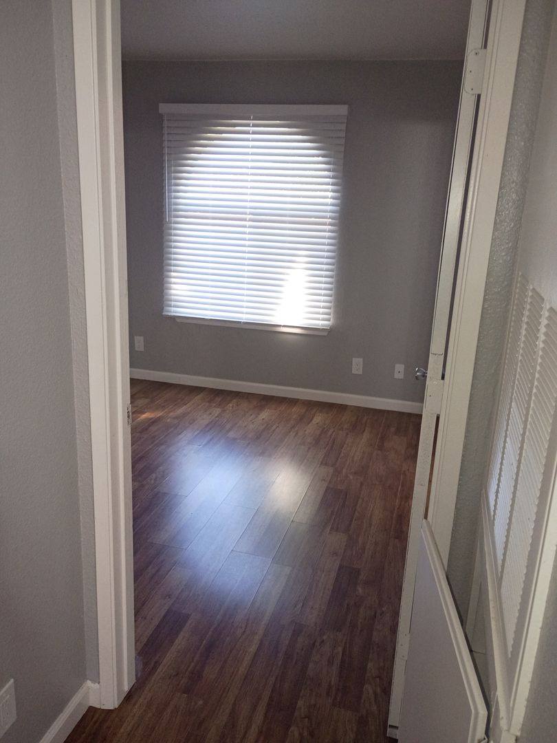 Apartment for rent at 598 N Walton Ave, Yuba City, CA 95993