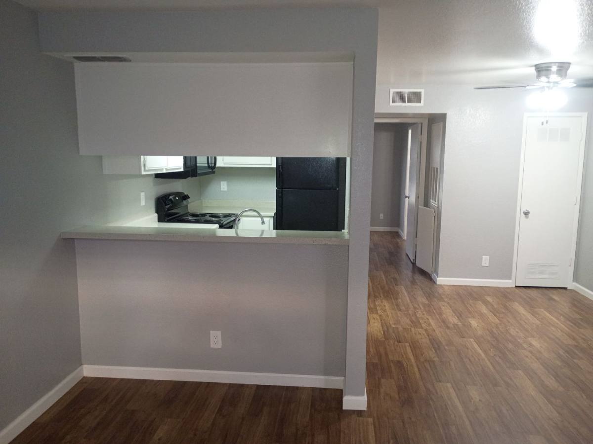 Apartment for rent at 598 N Walton Ave, Yuba City, CA 95993