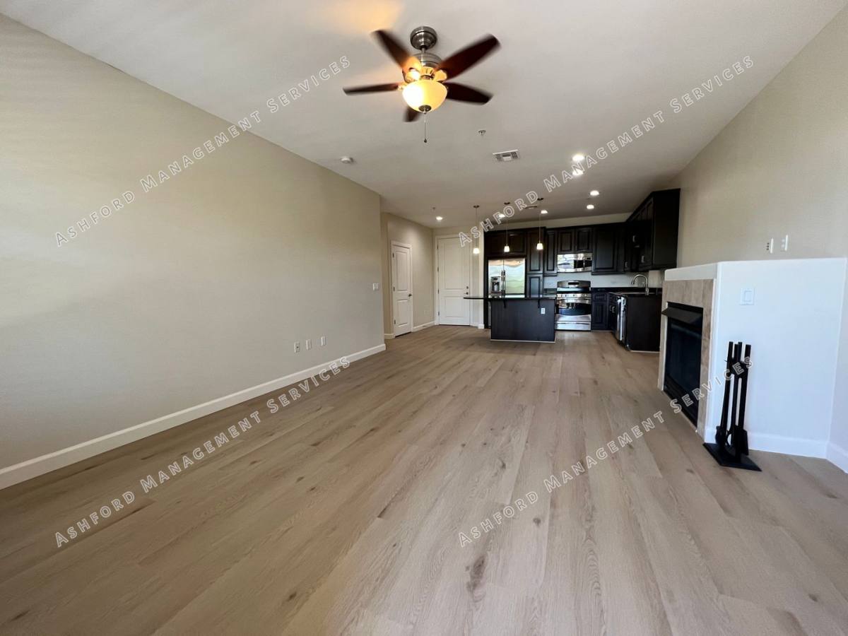 Condo for rent at 7291 N Scottsdale Rd, Paradise Valley, AZ 85253