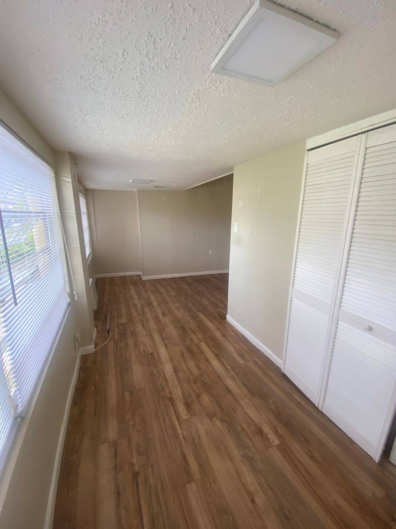 Apartment for rent at 600 SW 9th St, Fort Lauderdale, FL 33315
