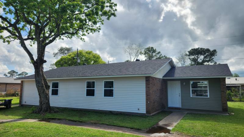 Apartment for rent at 219 Leon St #15, Broussard, LA 70518