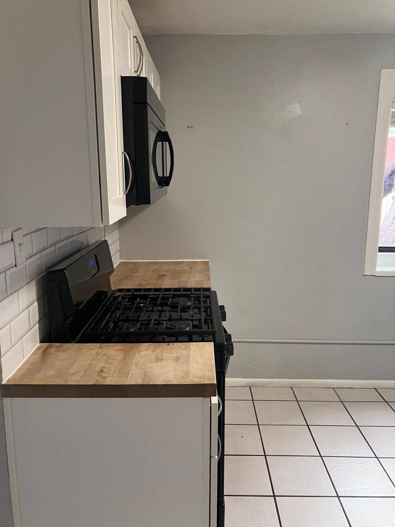 Apartment for rent at 4119 E Fort Lowell Rd, Tucson, AZ 85712