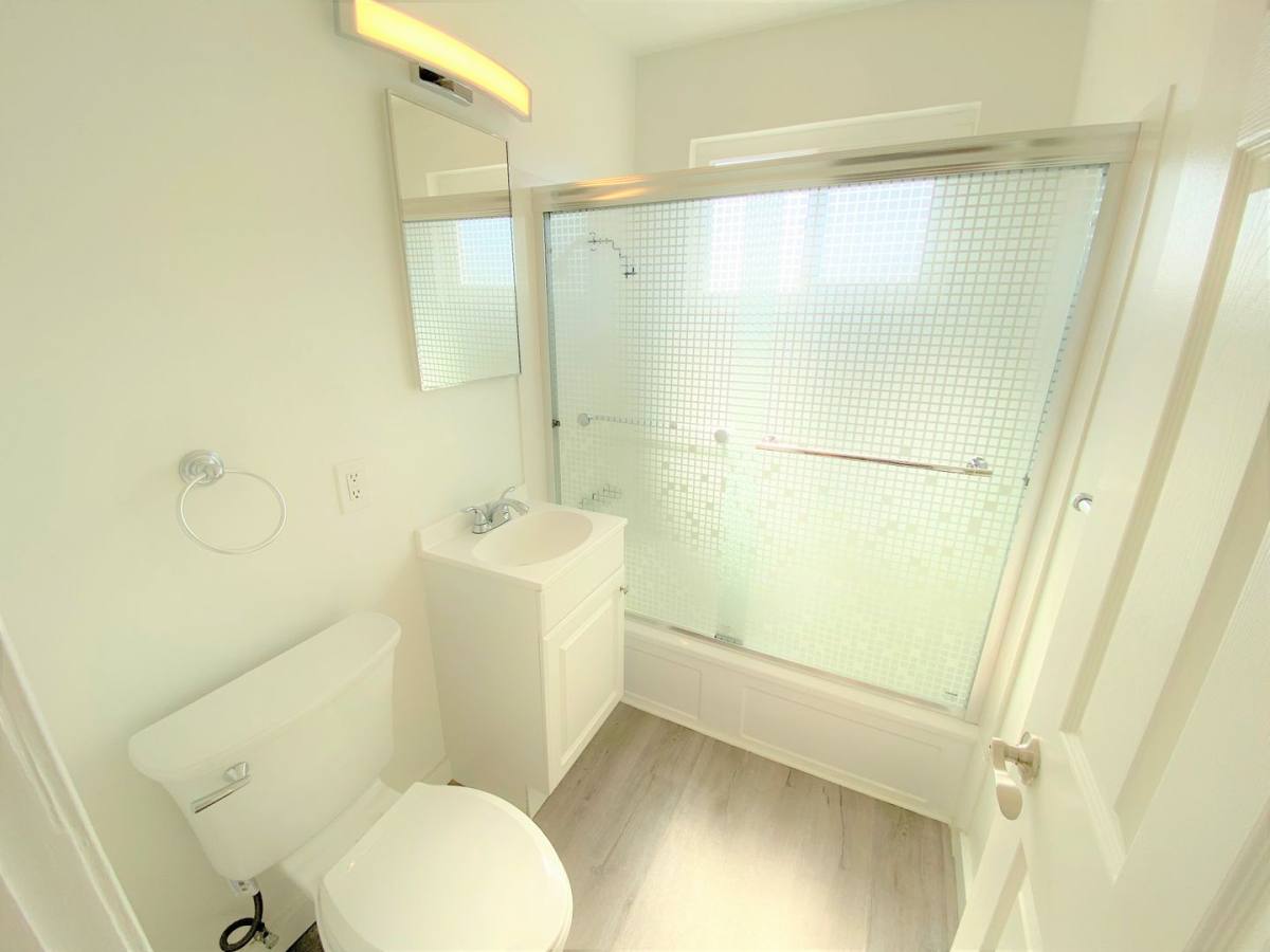 Apartment for rent at 1200 Alpine Rd, Walnut Creek, CA 94596