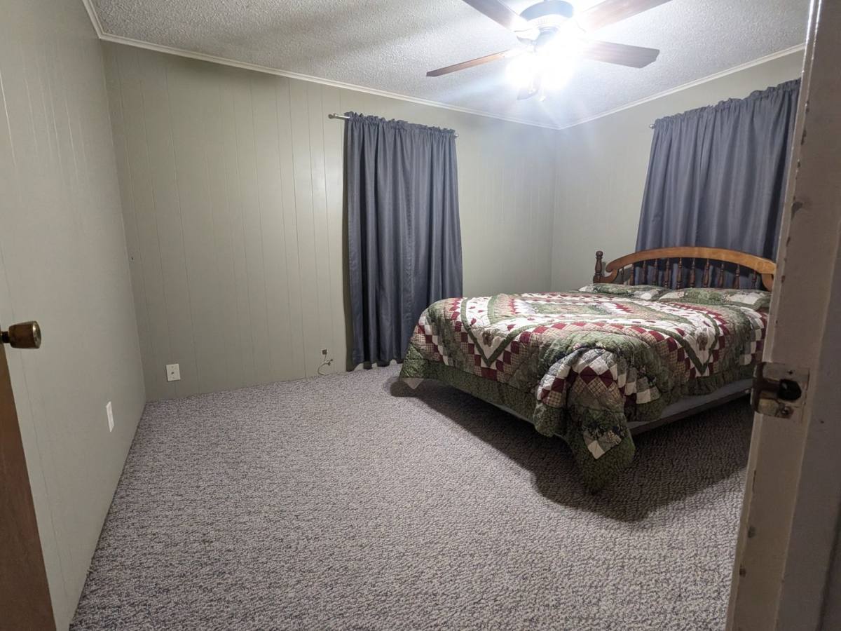 Apartment for rent at 1 Inwood Rd, Texarkana, TX 75501