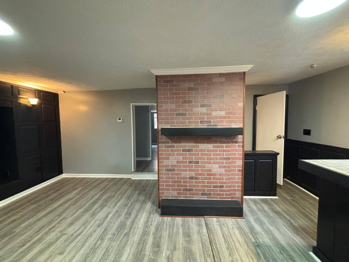 House for rent at 102 Eads St, Pittsburgh, PA 15210